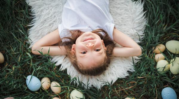 Vacanța de Paște cu copilul: Lista lucrurilor obligatorii de făcut (și ce poate să mai aștepte!)