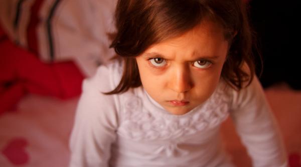 5 fraze perfecte pentru a preveni o criză de furie la copil, recomandate de un psiholog