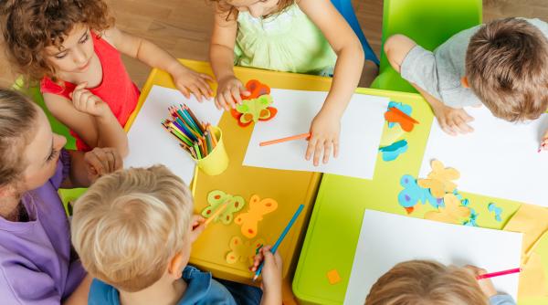 Grădiniță de stat sau privată: Ce alegem 