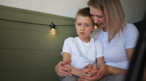 „Cea mai periculoasă” expresie în relația părinte - copil! Expert parenting: „Am studiat reacțiile a peste 200 de copii și am observat cum aceste două cuvinte provoacă efecte dezastruoase”