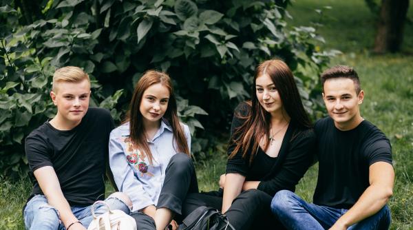 Cum întărești legătura cu adolescentul tău în doar câteva ore pe săptămână