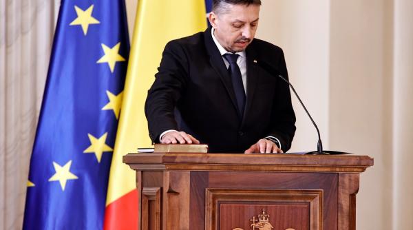 Ministrul Educației Daniel David: „Nu-i învățăm pe copii cum să folosească responsabil rețelele sociale”