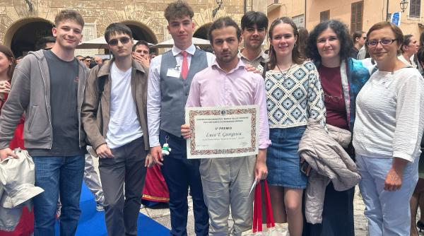 Elevii români, premiați la o importantă competiție de limba latină din Italia