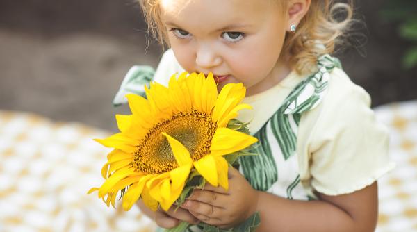 Un nume delicat, purtat de o poetă din Antichitate – perfect pentru fetița ta