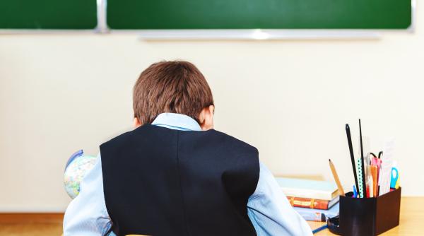 Elevii din clasele a IV-a încep Evaluarea Națională: Ce trebuie să știe părinții despre probe, corectare și importanța evaluărilor