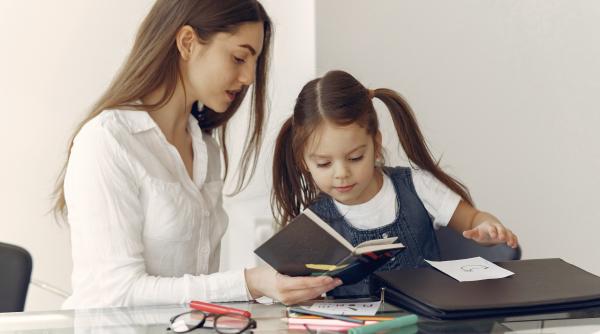 Ministrul Educației:„Susțin meditațiile, dar trebuie reglementate corect”