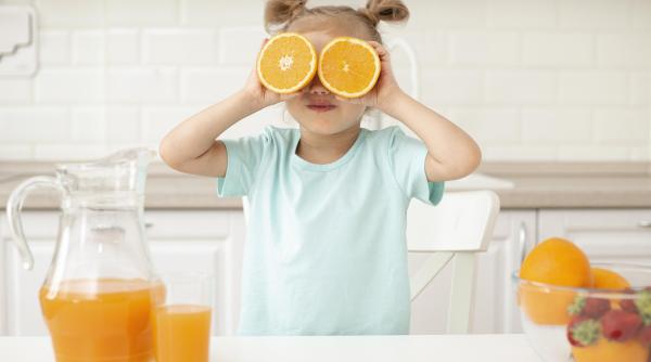 Deficiența de vitamina D la sugari și copii: o problemă frecventă, dar care poate fi prevenită