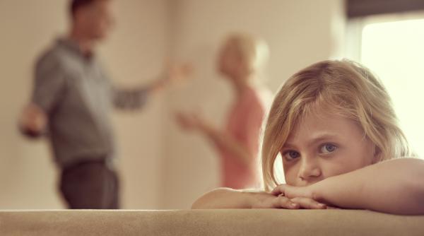 Semne că stilul tău autoritar îi face mai mult rău decât bine copilului