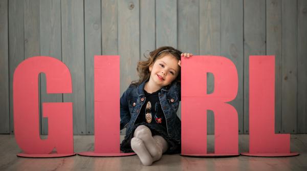 Nume de fete care înseamnă „frumusețe” în diferite limbi