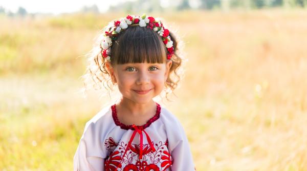 Nume românești de fete inspirate de flori