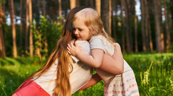 „Sunt psiholog și expert în parenting, iar acesta este comportamentul pe care NU îl tolerez la copilul meu”. Această atitudine, semnalul de alarmă că NU învață responsabilitatea