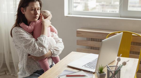 Un studiu alarmant arată că sănătatea mintală a mamelor se prăbușește