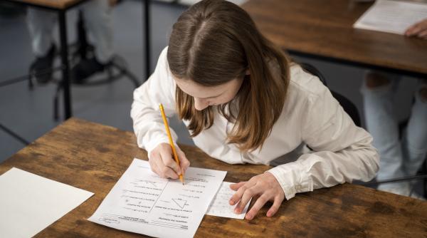 Doar jumătate dintre elevii din liceele tehnologice au promovat Bacalaureatul. Este cea mai slabă performanță din ultimii cinci ani