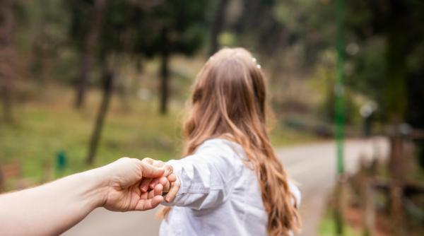 Ce sunt generațiile-punte și generațiile strategie. Studiu despre copii născuți în diaspora 