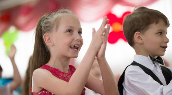 Prințesa Urbană, despre festivitățile de premiere din școli: „Mereu m-am întrebat la ce sunt bune. De ce nu putem aprecia toți copiii pentru eforturile lor?”