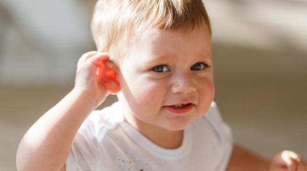 De ce copiii încep să confunde cuvinte când învață să vorbească