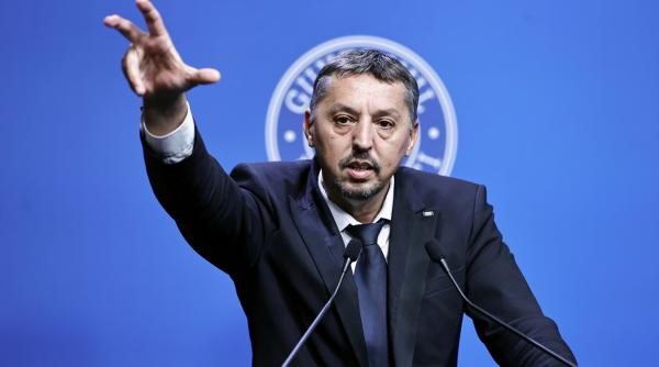 Ministrul Educației, despre burse: „Am creat o bursiadă la nivelul școlii, în care copiii începeau să alerge după note pentru a obține burse, în loc să se focuseze pe competențe”