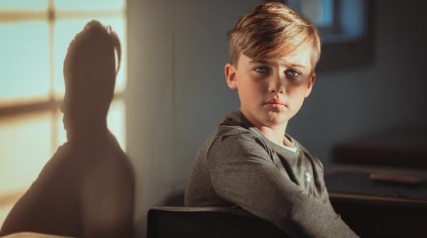 Ce spun copiii despre părinții lor când ei nu sunt de față. Cea mai frecventă plângere pe care cei mici o împărtășesc la terapie