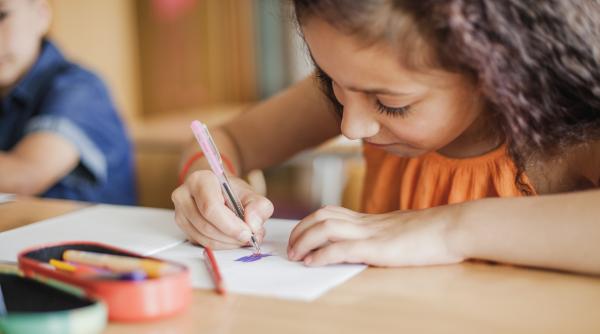 Ce spun studiile internaționale despre implicarea părinților în educația copiilor