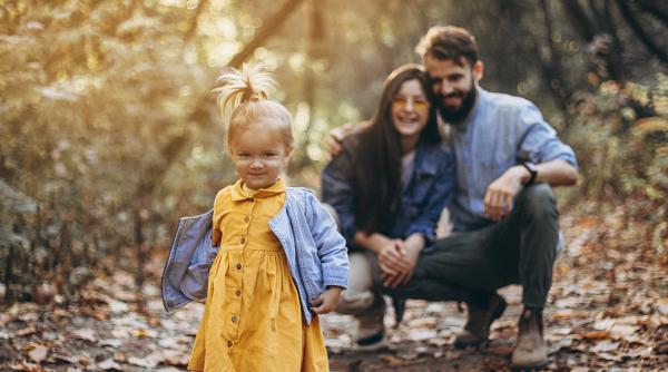 Obiceiuri inteligente ale părinților care cresc copiii cei mai rezilienți. Psihologii au observat același tipar la mama și tatăl celor mai stabili și puternici micuți