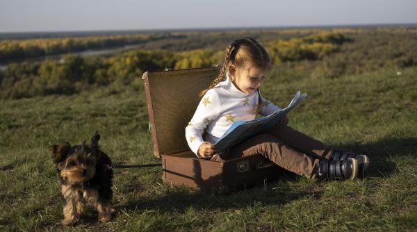 Cărțile fac vara mai frumoasă: cum îi încurajăm pe copii să citească