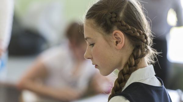 5 „mici” calități ale copiilor care ajung la cele mai bune facultăți din lume. Expert în educație: „Părinții cred că doar munca grea dă întotdeauna roade”