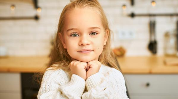 Nume moderne și frumoase pentru fetițe, ideale dacă vrei ceva unic