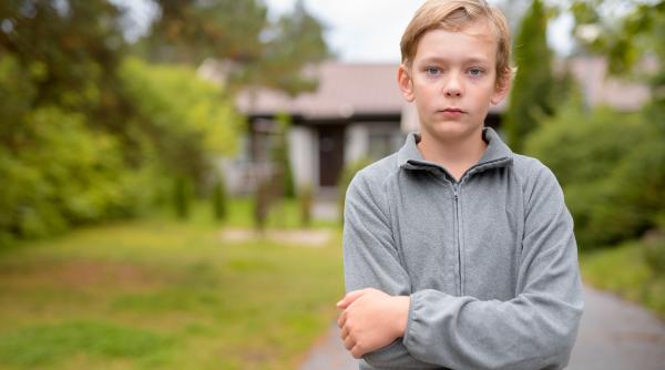 Motivele pentru care unii copii au o „criză existențială” la 12 ani, conform unui psiholog de top: „Văd mulți copii care simt că sunt deja în urmă și nu știu ce să facă pentru a avea succes”