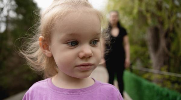 „Acest obicei parental îți poate împiedica copiii să devină de succes”, susține o celebră autoare de bestselleruri. Ce poți face chiar acum ca părinte