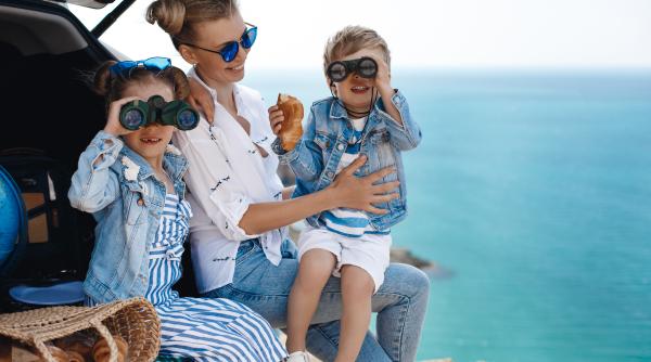 Vacanța perfectă în familie nu există: cum faci față așteptărilor