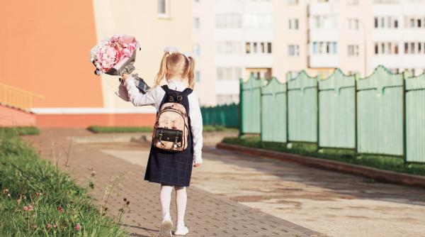 Semnal ROȘU pentru 8 septembrie: Scenarii posibile pentru prima zi de școală. Ce ne arată faptele de până acum și ce s-ar putea întâmpla în Ziua 1 (analiză)