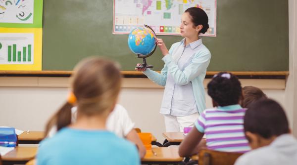 Ministerul Educaţiei, anunț de ultimă oră despre voucherele de vacanţă acordate angajaţilor din sistemul de educaţie