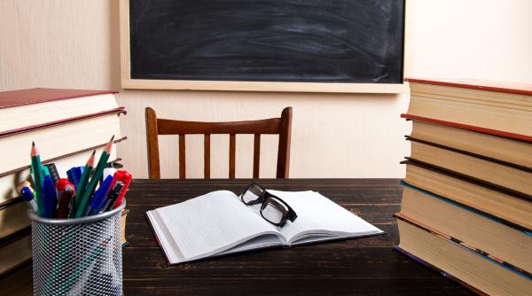 Elev din Constanța, acuzat că a pălmuit o profesoară, după un conflict cu aceasta