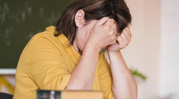 Ce lucruri pe care părinții le aduc deseori în discuție îi enervează pe profesori