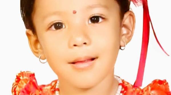 O fetiță de 2 ani, aleasă zeiță vie în Nepal