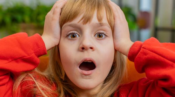 Efectul „creierului de popcorn” la copii: Tot mai mulți neurocercetători și specialiști în sănătatea mintală trag un semnal de alarmă 