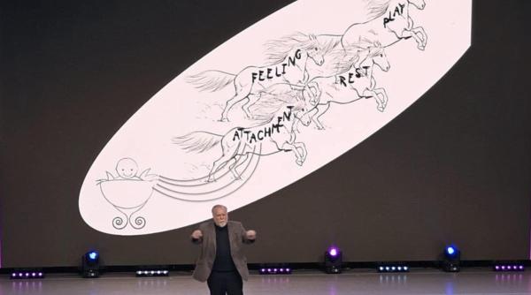 Cum îi ținem pe copii în siguranță? Lecția lui dr. Gordon Neufeld pentru părinții români: „Natura are deja un plan!”