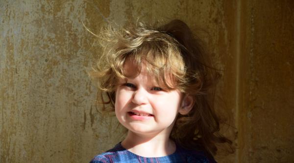 Cum să-i ajuți pe copii să socializeze bine. Fraze pe care ar trebui să le exerseze acasă