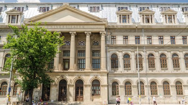 Universitatea din București, sancționată pentru discriminare: o studentă cu dislexie nu a primit sprijin la examene