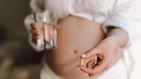 Studiu: Nu există nicio legătură între paracetamol și autism! Cercetătorii au realizat o investigație științifică amplă pentru a clarifica situația