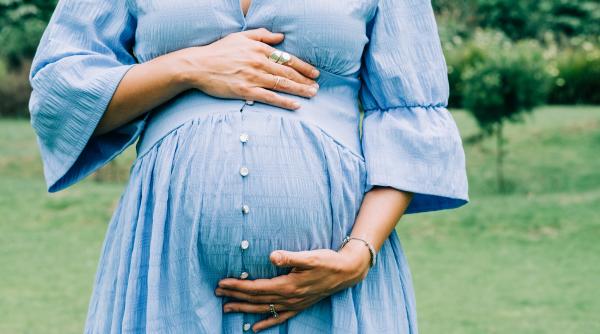 Un obicei simplu în sarcină poate reduce riscul de autism la copil cu 30%