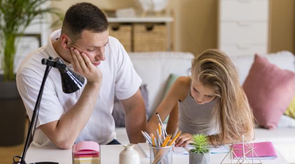 Tații care au peste această vârstă se simt mereu obosiți. „Bărbații nu ar trebui să fie nevoiți să lupte în tăcere sau să gestioneze singuri ASTA”