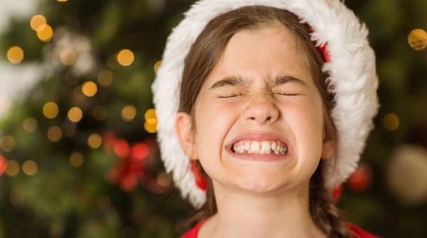 Fă cunoștință cu cele 3 tipuri de „bully” de sărbători care aduc energie de Grinch în casa ta