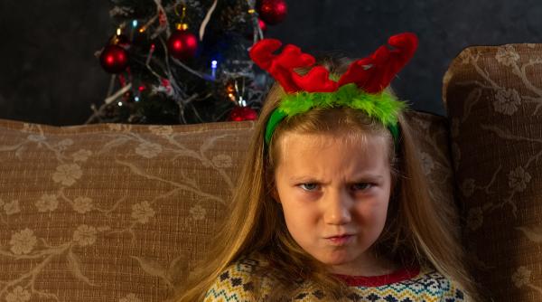 Copilului tău nu-i place cadoul de Crăciun? Un psiholog spune cum să reacționezi