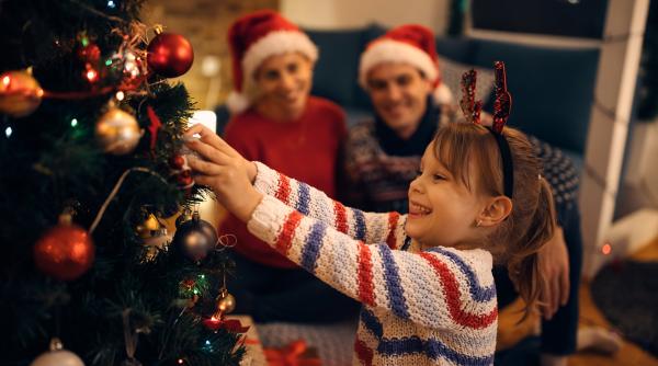 Trei obiceiuri de Anul Nou care ne ajută să ne conectăm cu adevărat ca familie