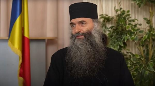 Părintele Pimen Vlad, mesaj pentru credincioși la început de an. „Dacă Îl pui pe Dumnezeu la începutul anului, El știe să rânduiască și mijlocul și sfârșitul”