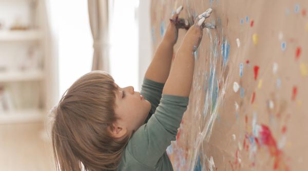 Cum a ajuns Finlanda să lupte cu știrile false încă din grădiniță? Copiii de la 3 ani sunt considerați o linie de apărare pentru democrație