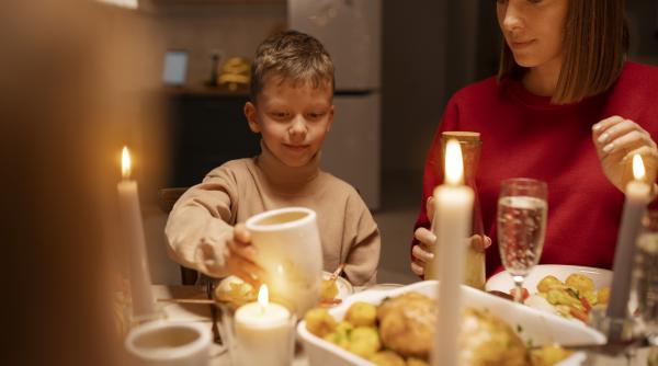 Există un vocabular secret pe care familiile bogate îl predau copiilor lor pentru a semnala statutul. Majoritatea părinților nu au auzit niciodată de el