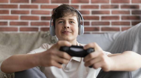 Iată câte ore de jocuri video pe săptămână sunt considerate excesive, potrivit unui studiu