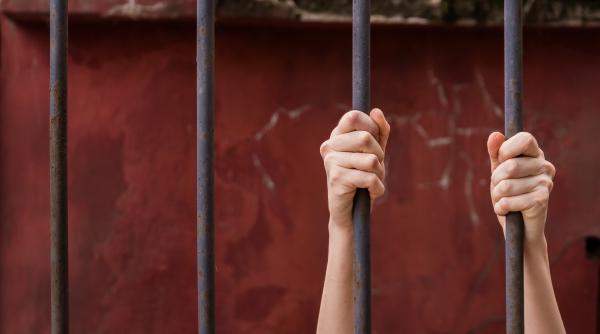 Părinții minorului implicat în crima din Cenei, decăzuți din drepturile părintești